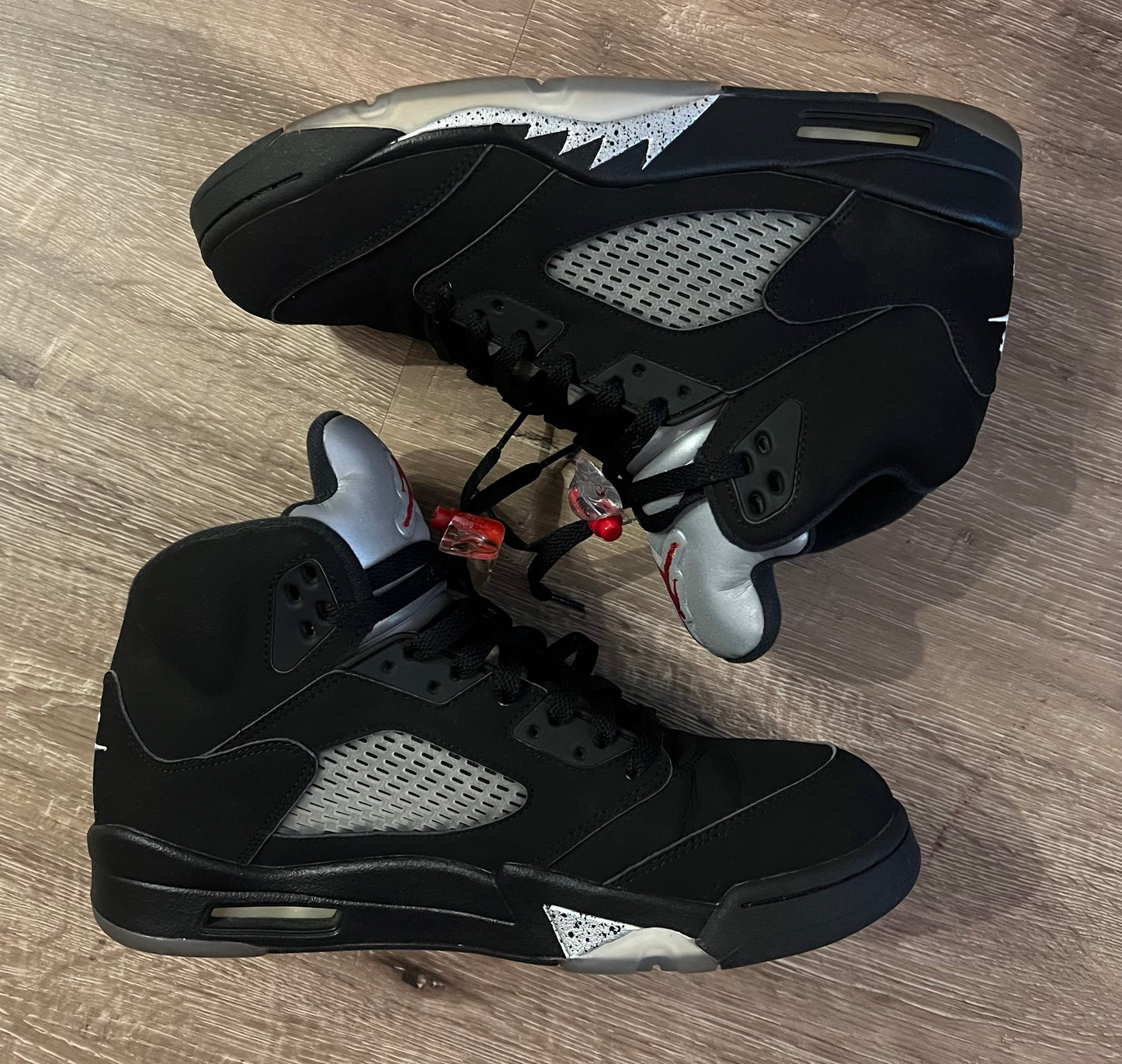 Air Jordan 5 Retro Black Metallic 2016 Size 10.5 Mens