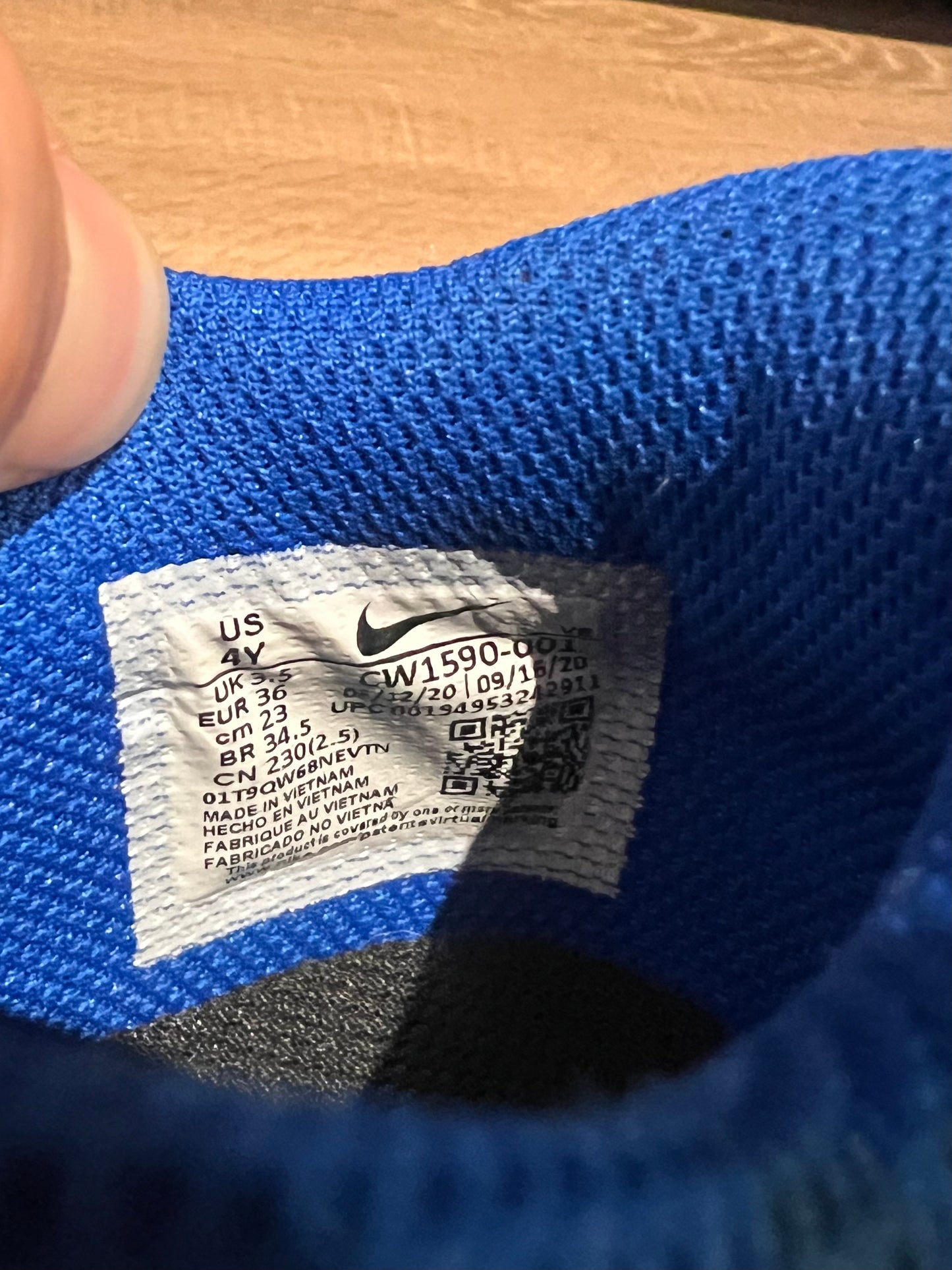 Nike Dunk Low Hyper Cobalt Size 4Y GS CW1590-001