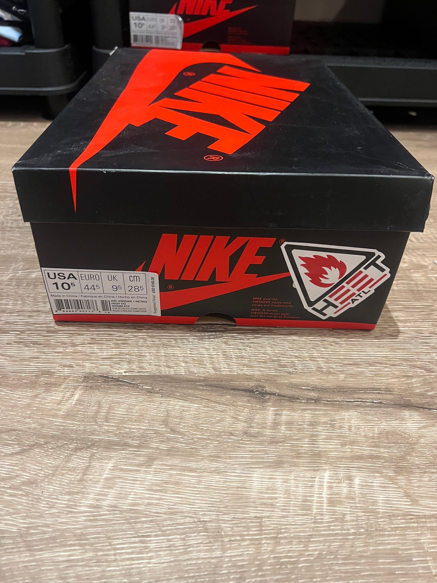 Air Jordan 1 High Retro Bred Toe Size 10.5