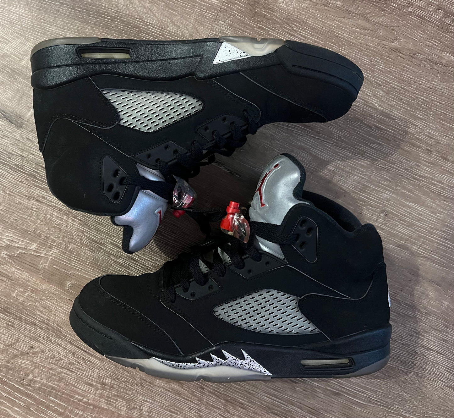 Air Jordan 5 Retro Black Metallic 2016 Size 10.5 Mens