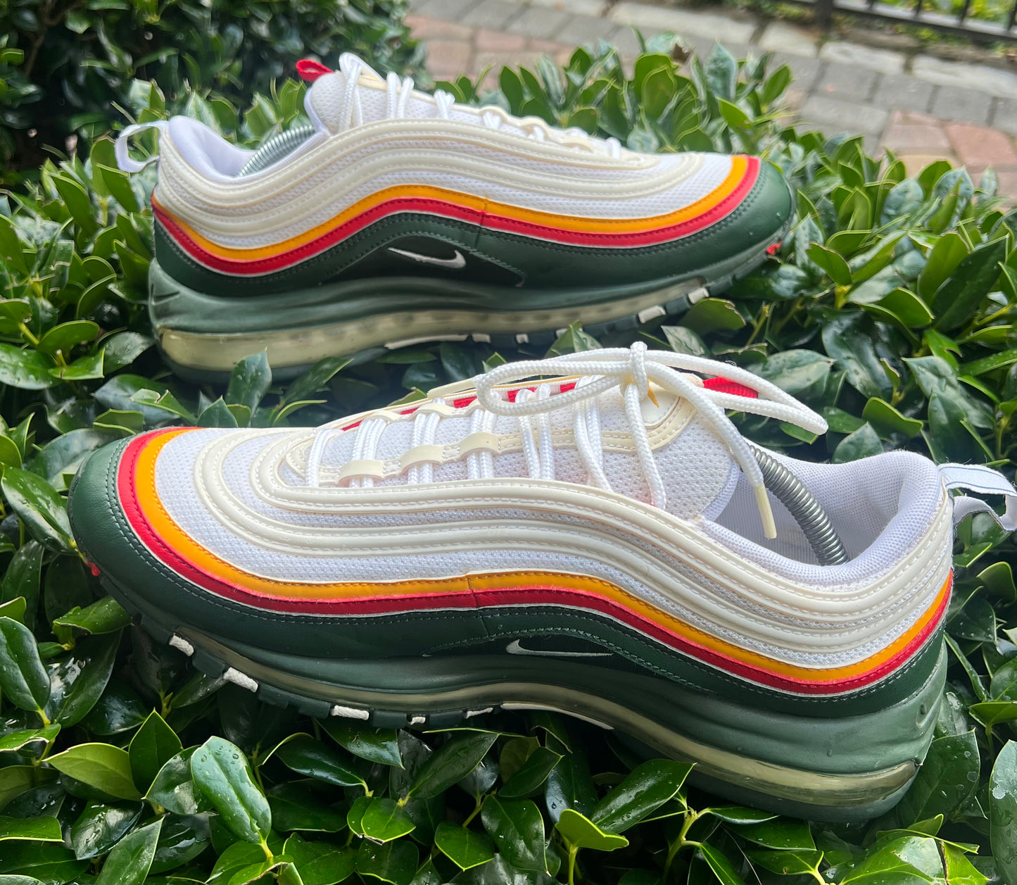 Nike Air Max 97 SE “Evergreen Ratatouille”
Men’s Size 11