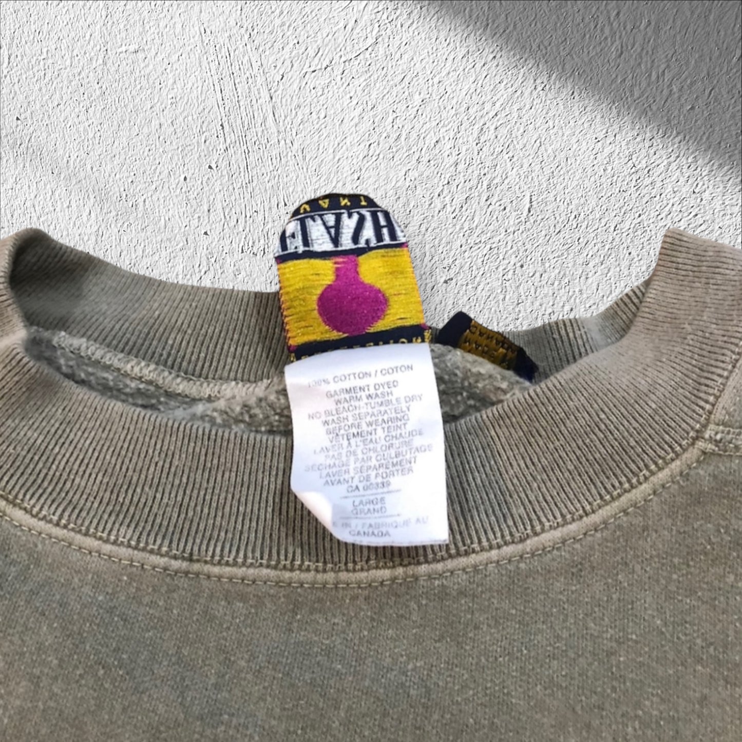 Vintage 90s Canoe Abstract Art Men’s Sweatshirt – Size Large