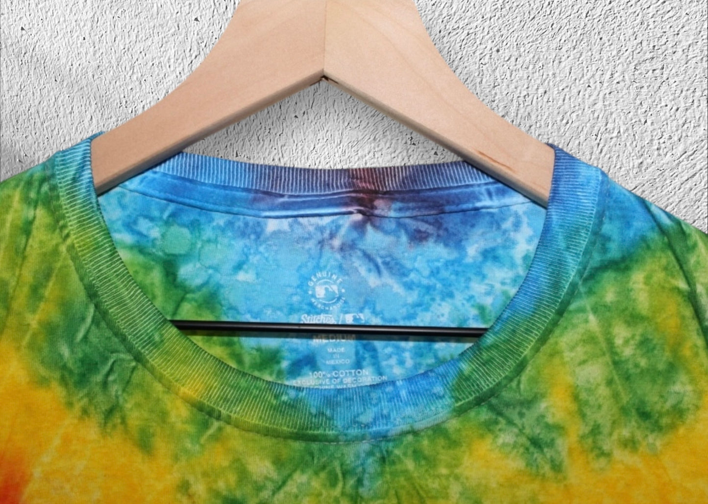 Atlanta Braves x Stitches Tie Dye Shirt Medium
