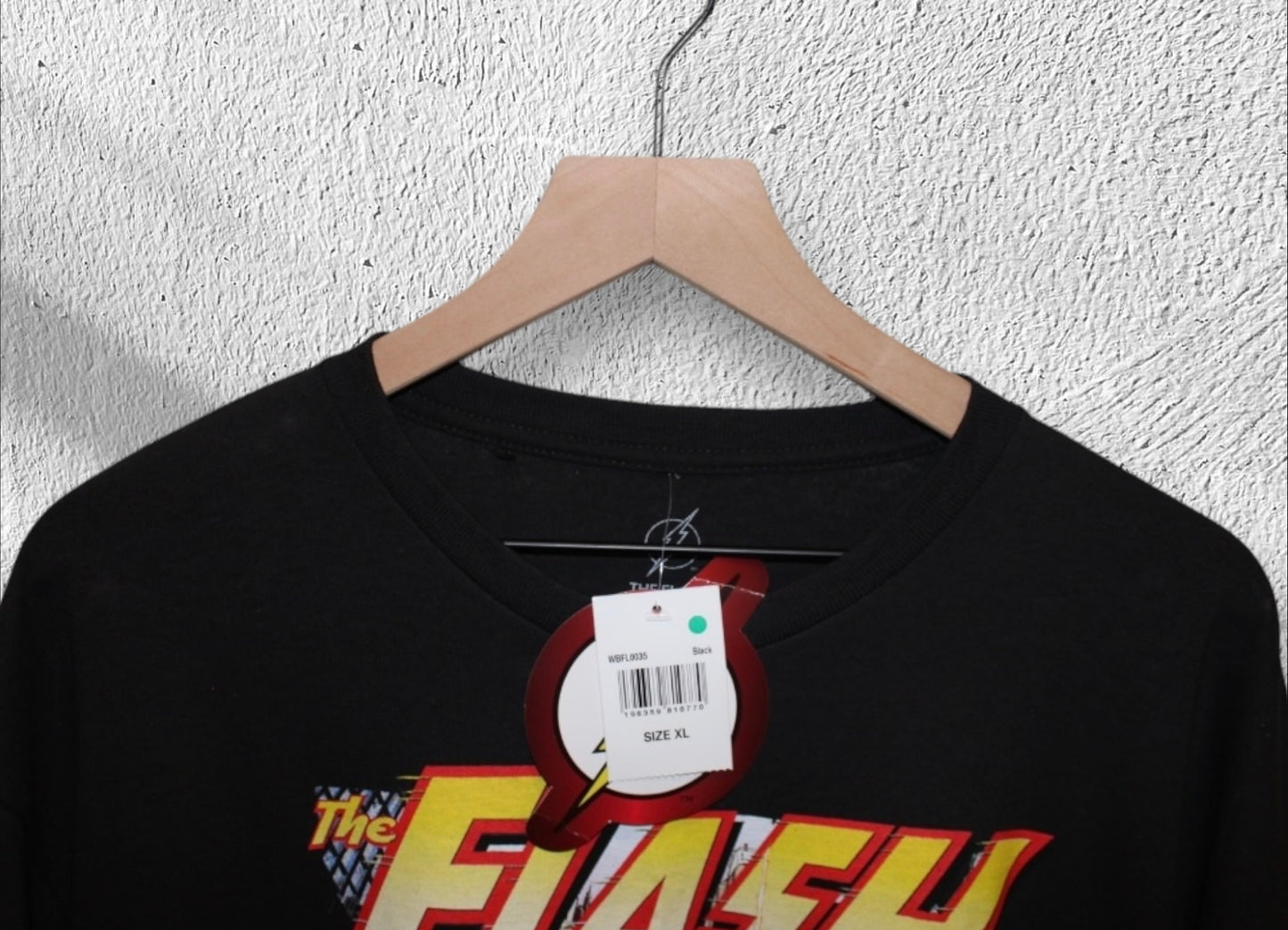 The Flash DC Comics Shirt XL