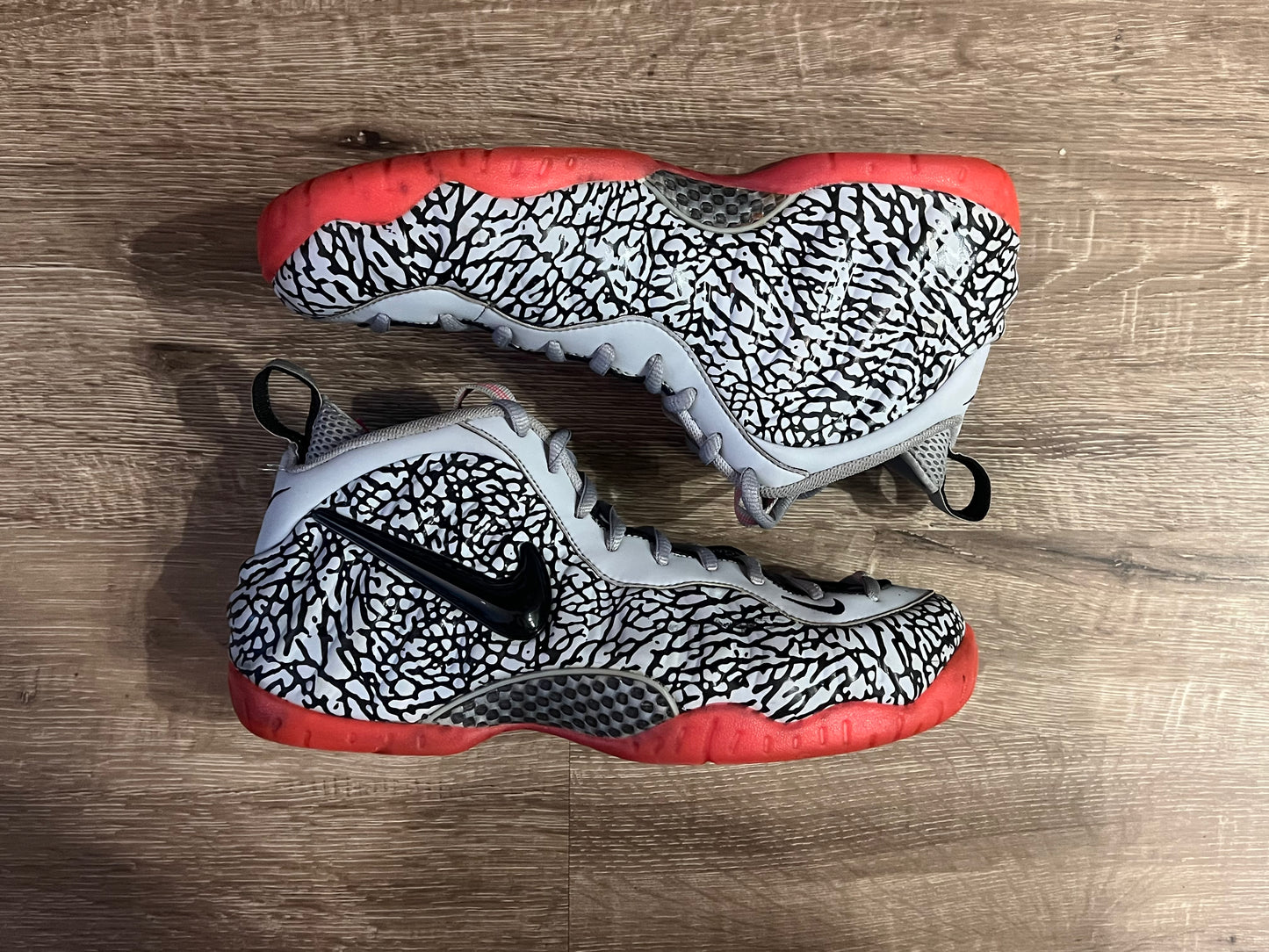 Nike Air Foamposite Pro Elephant Print Size 11 616750-002