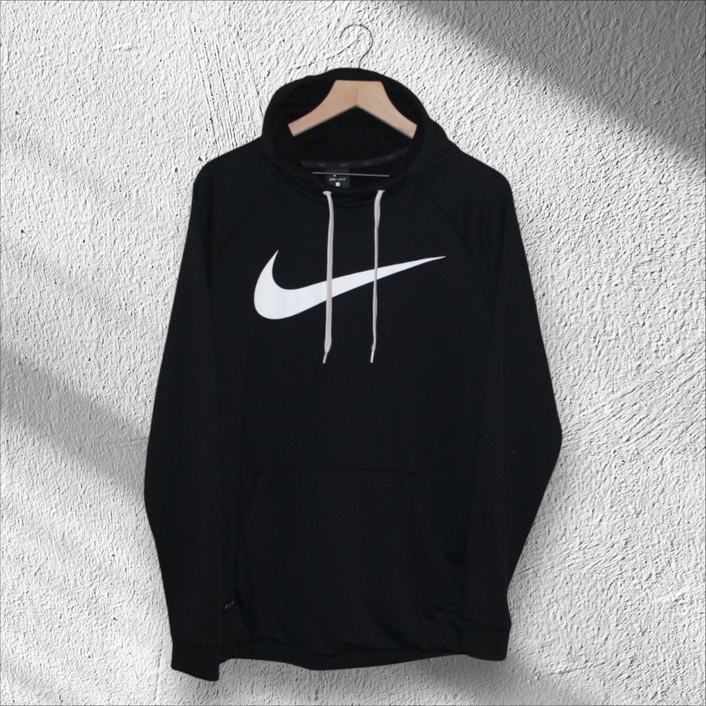 Nike Men’s Training Dri-Fit Hoodie Black Large