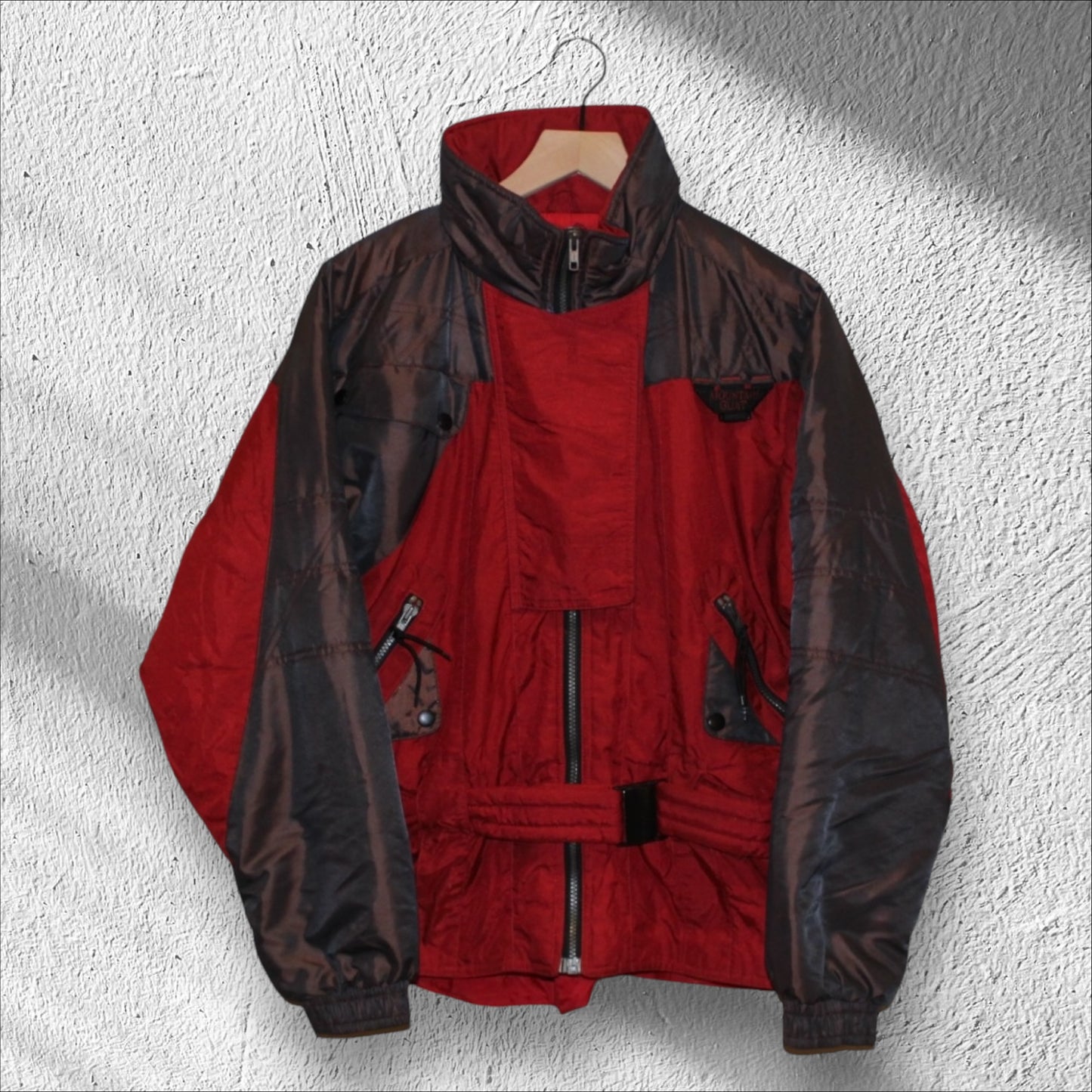 Vintage Women’s Mountain Goat Full Zip Snowboarding Jacket Medium