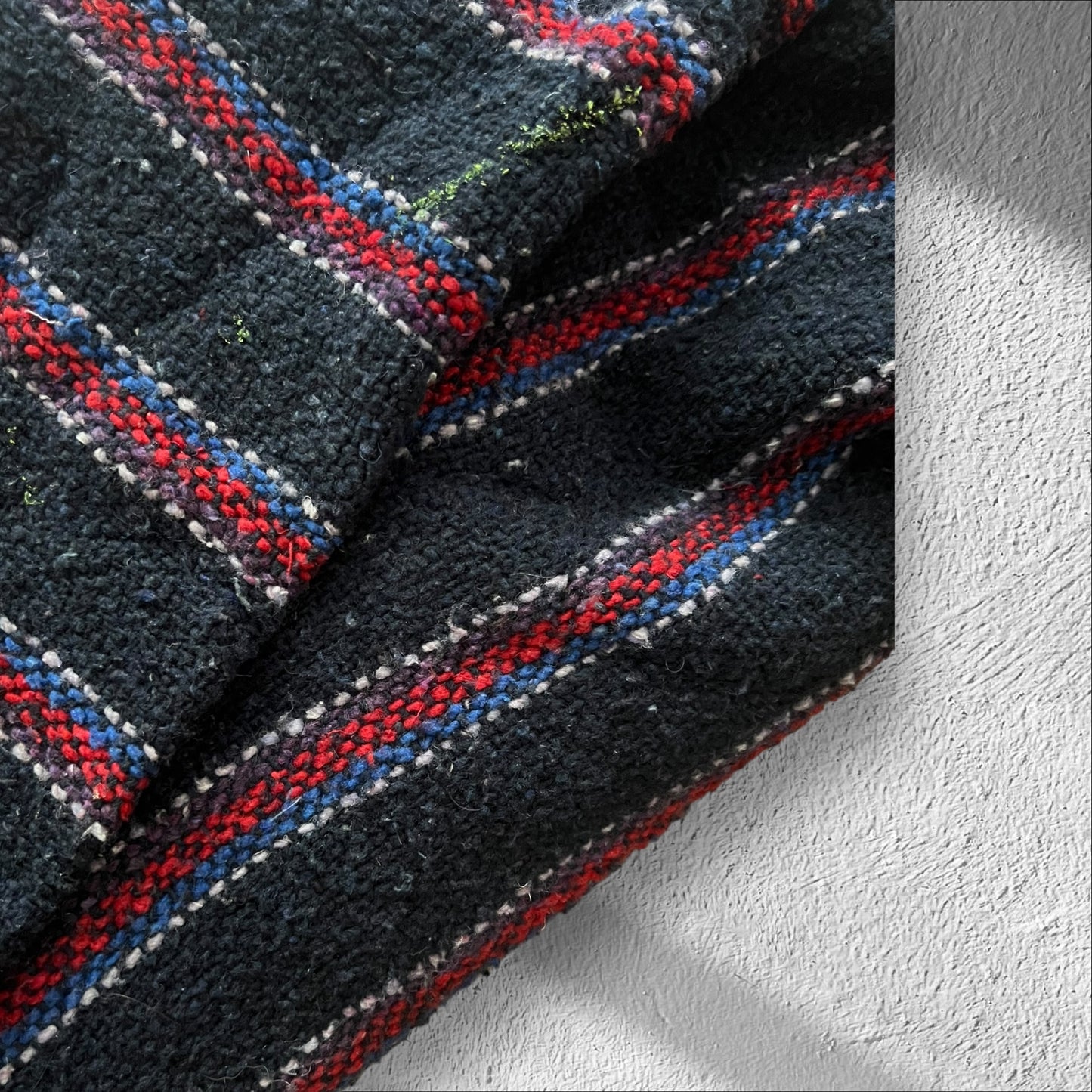 Vintage Mexican Baja Striped Drug Rug Hoodie - Navy & Red - Size Large