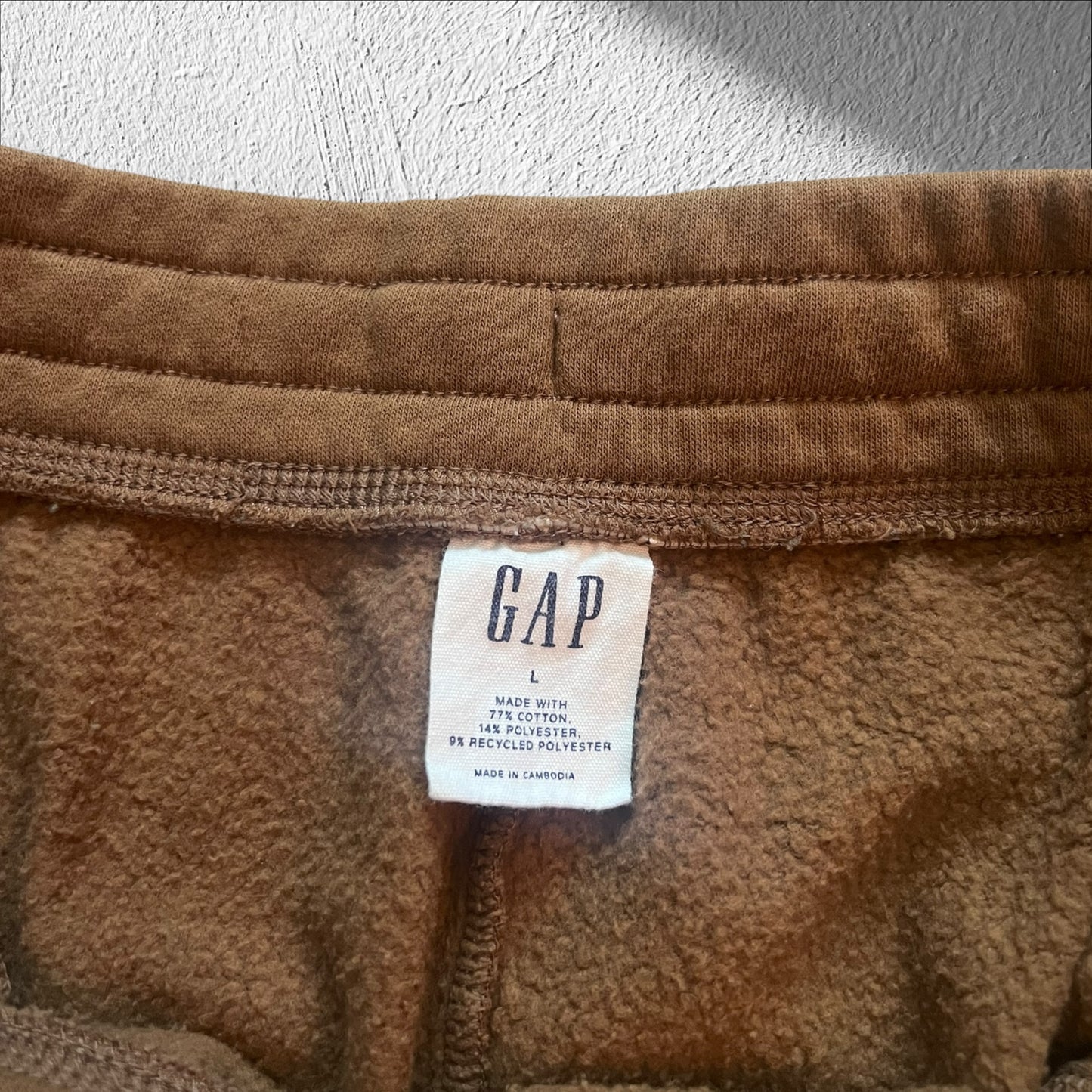 Gap Arc Spellout Cotton Shorts – Brown/Tan – Size Large