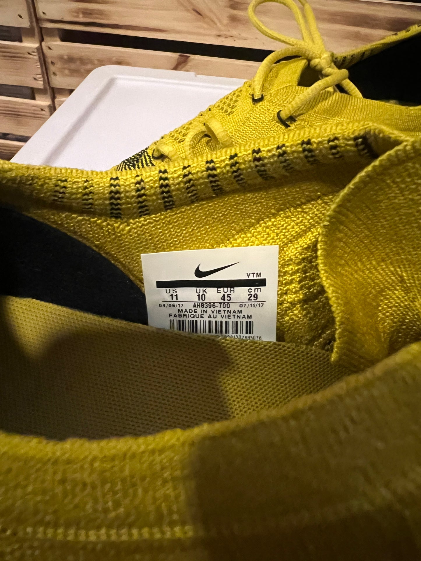 Nike Air Flyknit Trainer Citron / Size 11