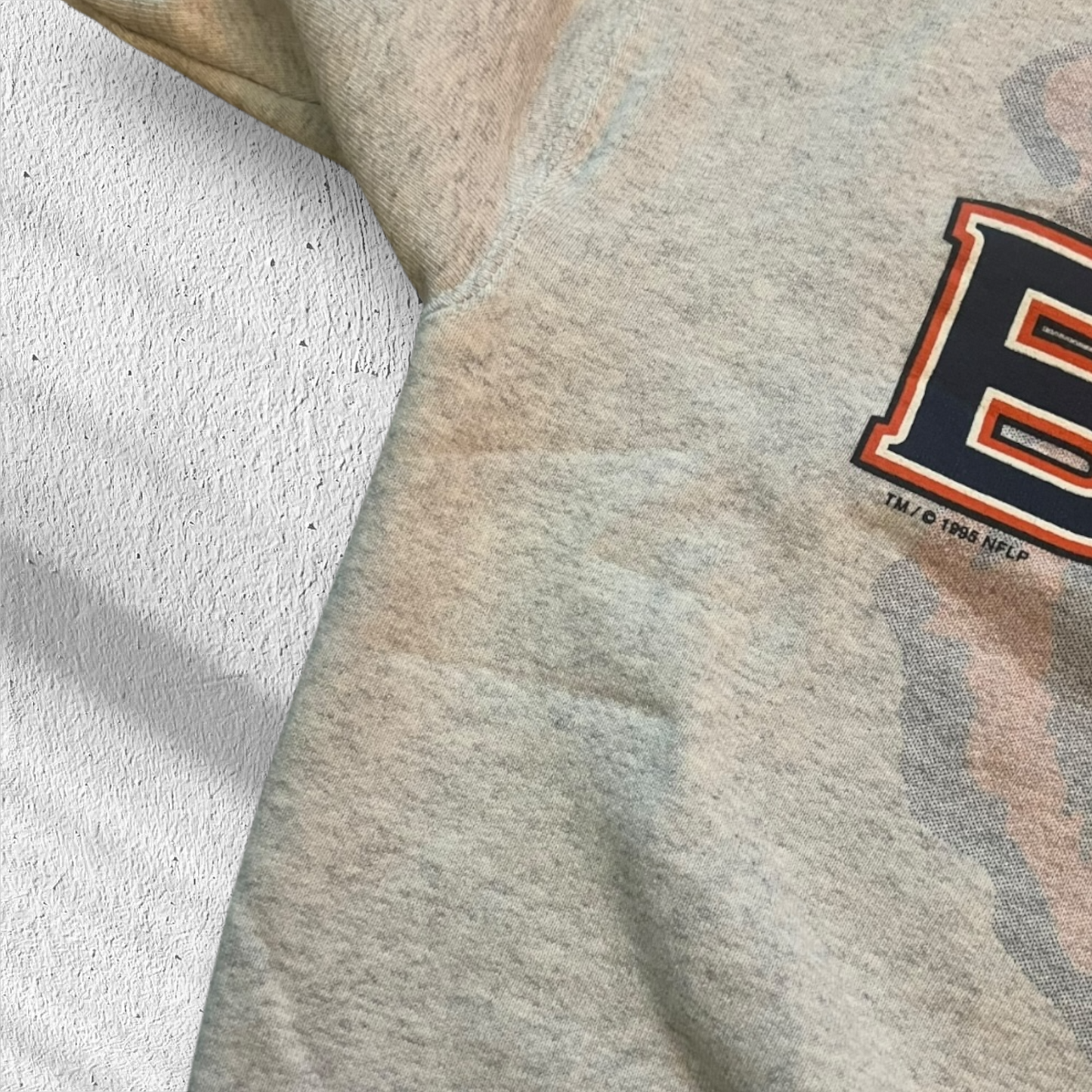 Vintage 90s Chicago Bears Big Bear Crewneck Sweatshirt – Large