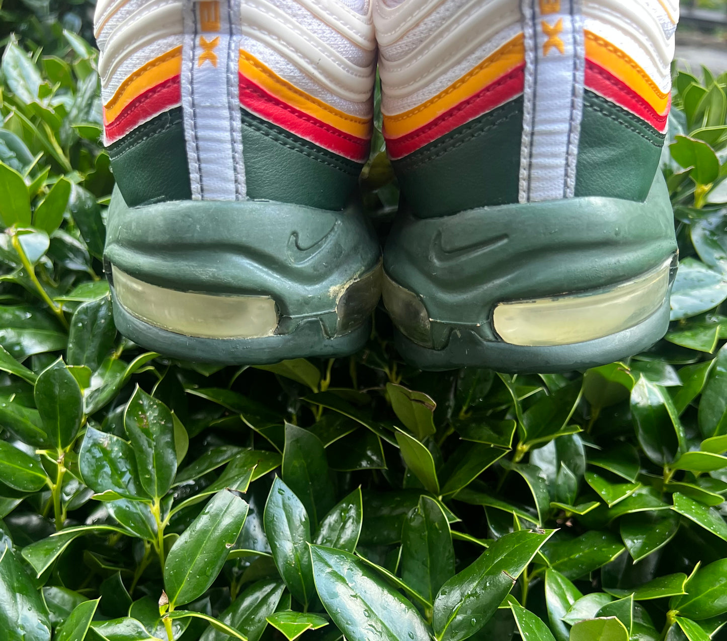 Nike Air Max 97 SE “Evergreen Ratatouille”
Men’s Size 11