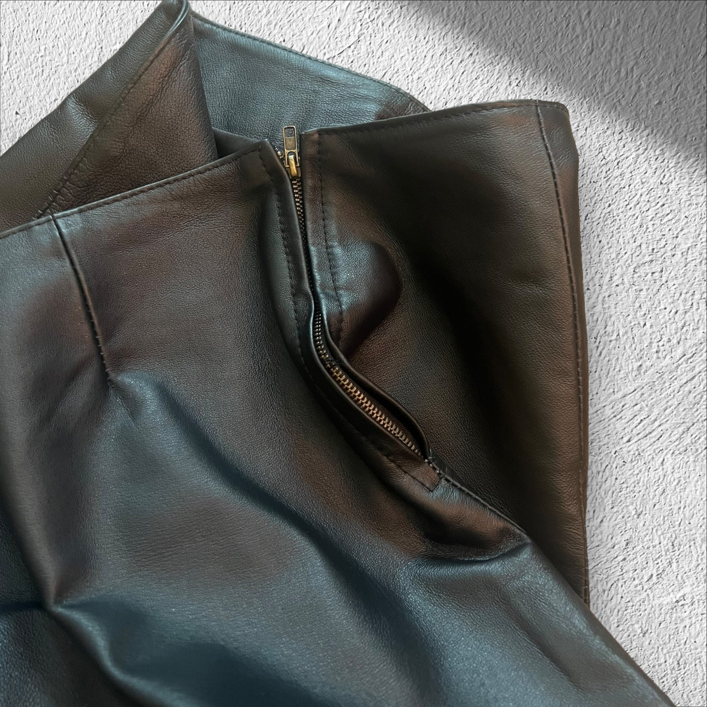 Vintage Clio Women’s Leather Pants – Black – Size 4