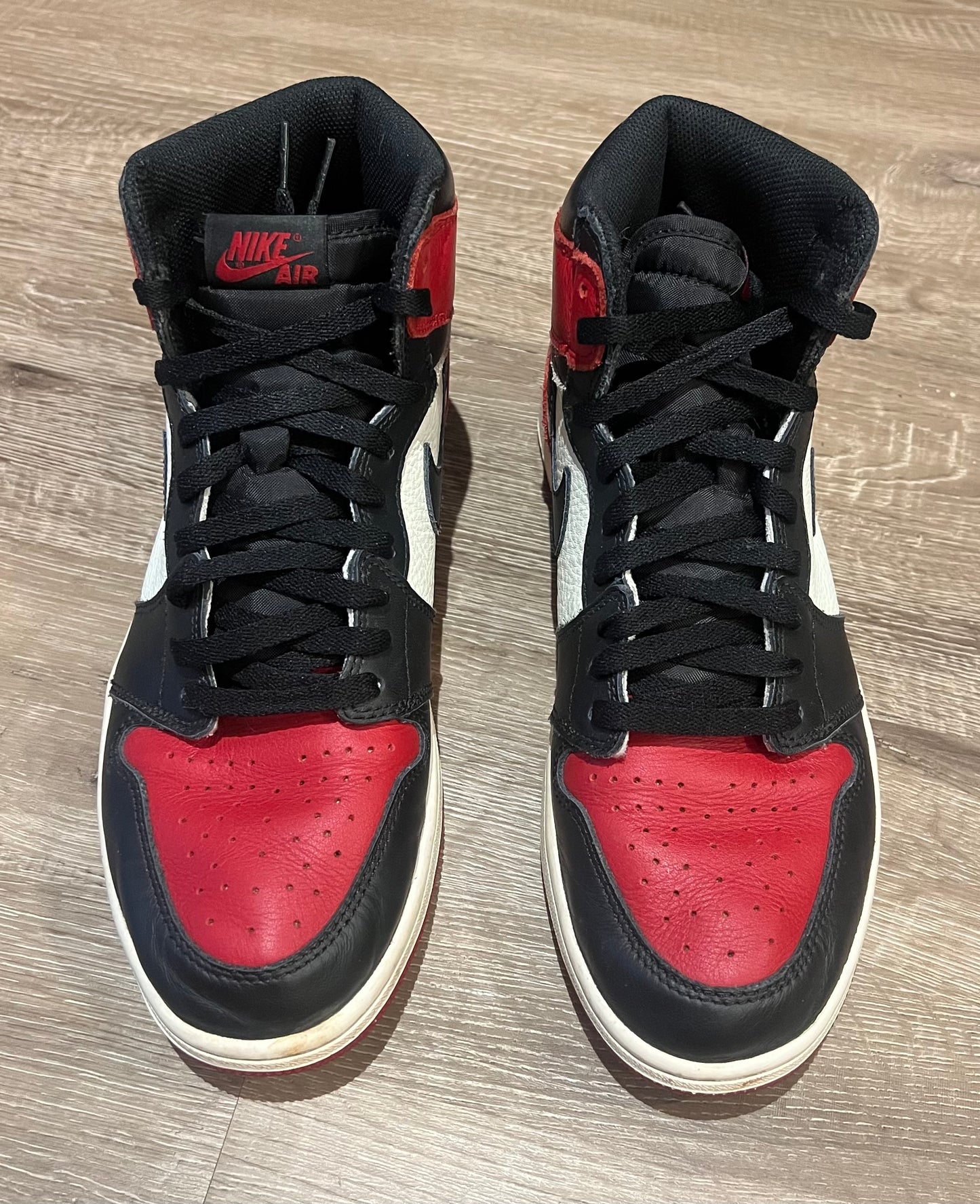 Air Jordan 1 High Retro Bred Toe Size 10.5