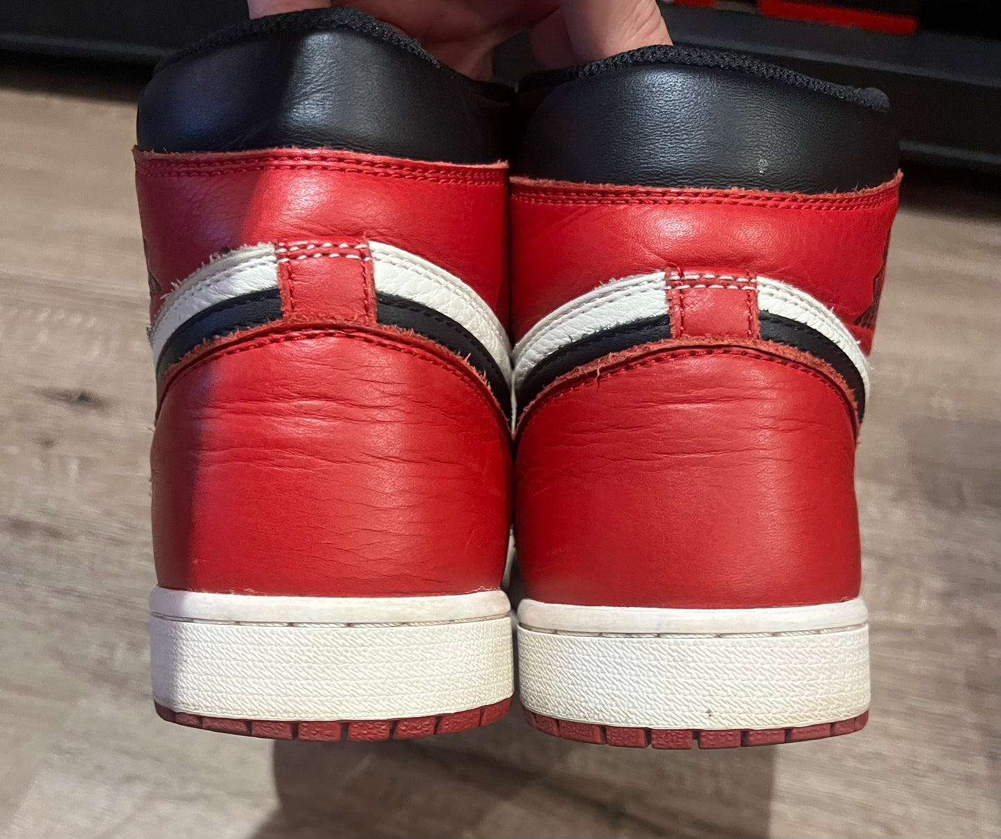 Air Jordan 1 High Retro Bred Toe Size 10.5