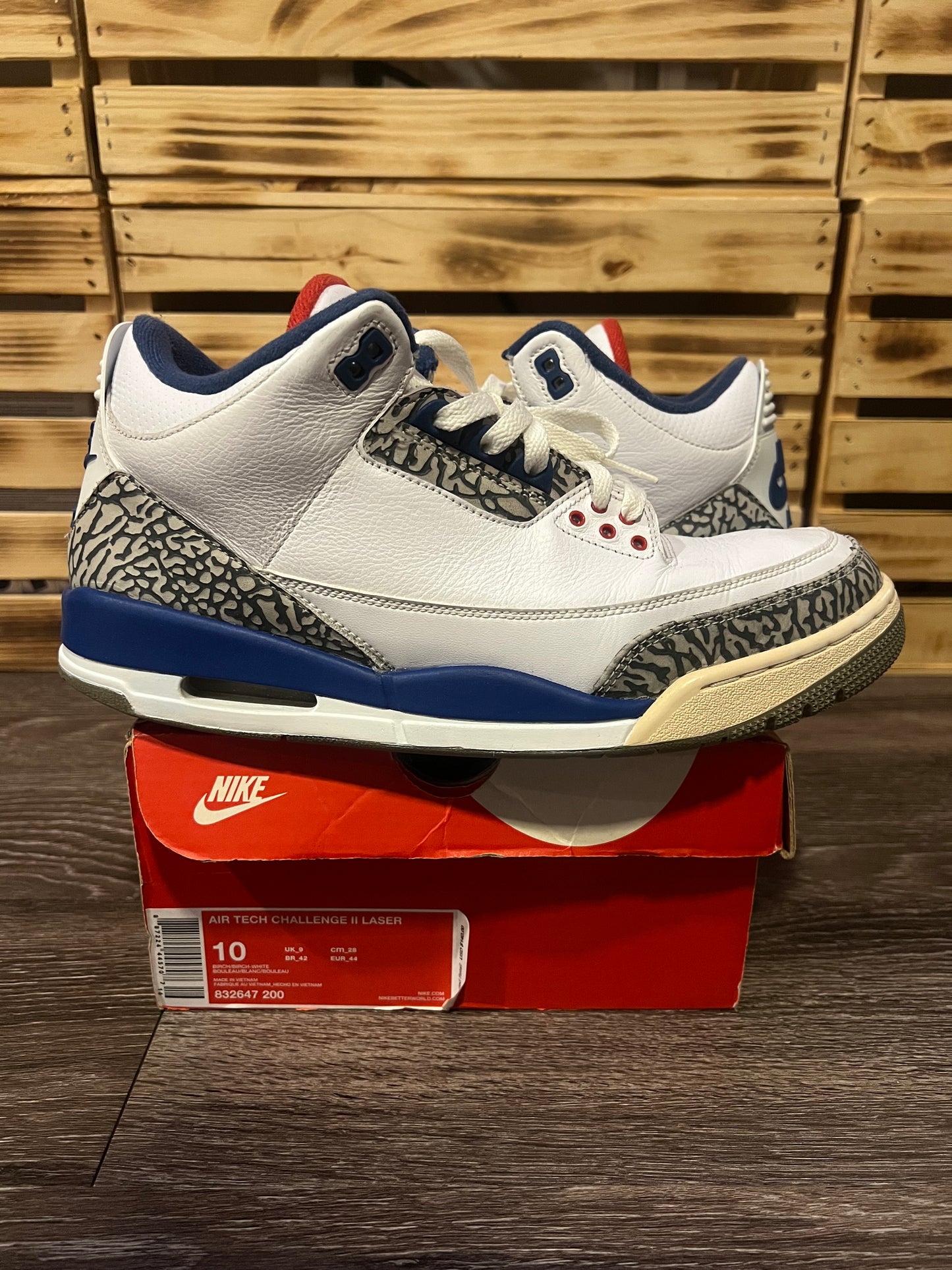 Air Jordan 3 Retro True Blue Size 11.5