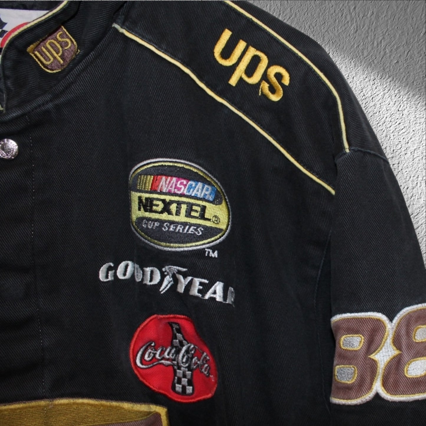 Vintage NASCAR Racing Jacket UPS Dale Jarrett Large