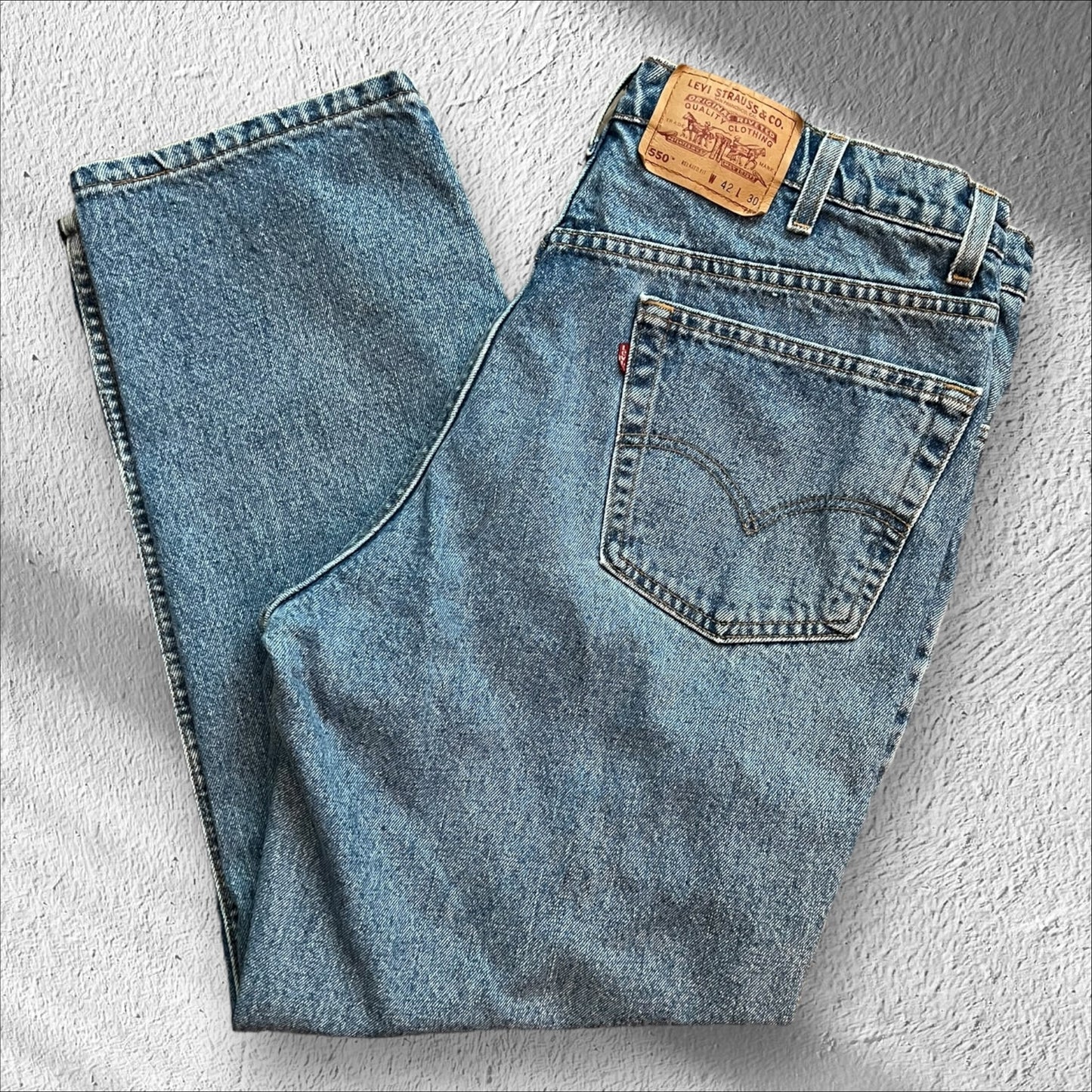 Vintage 90s Levi’s 550 Relaxed Fit Jeans – Size 40x30 – Made in USA