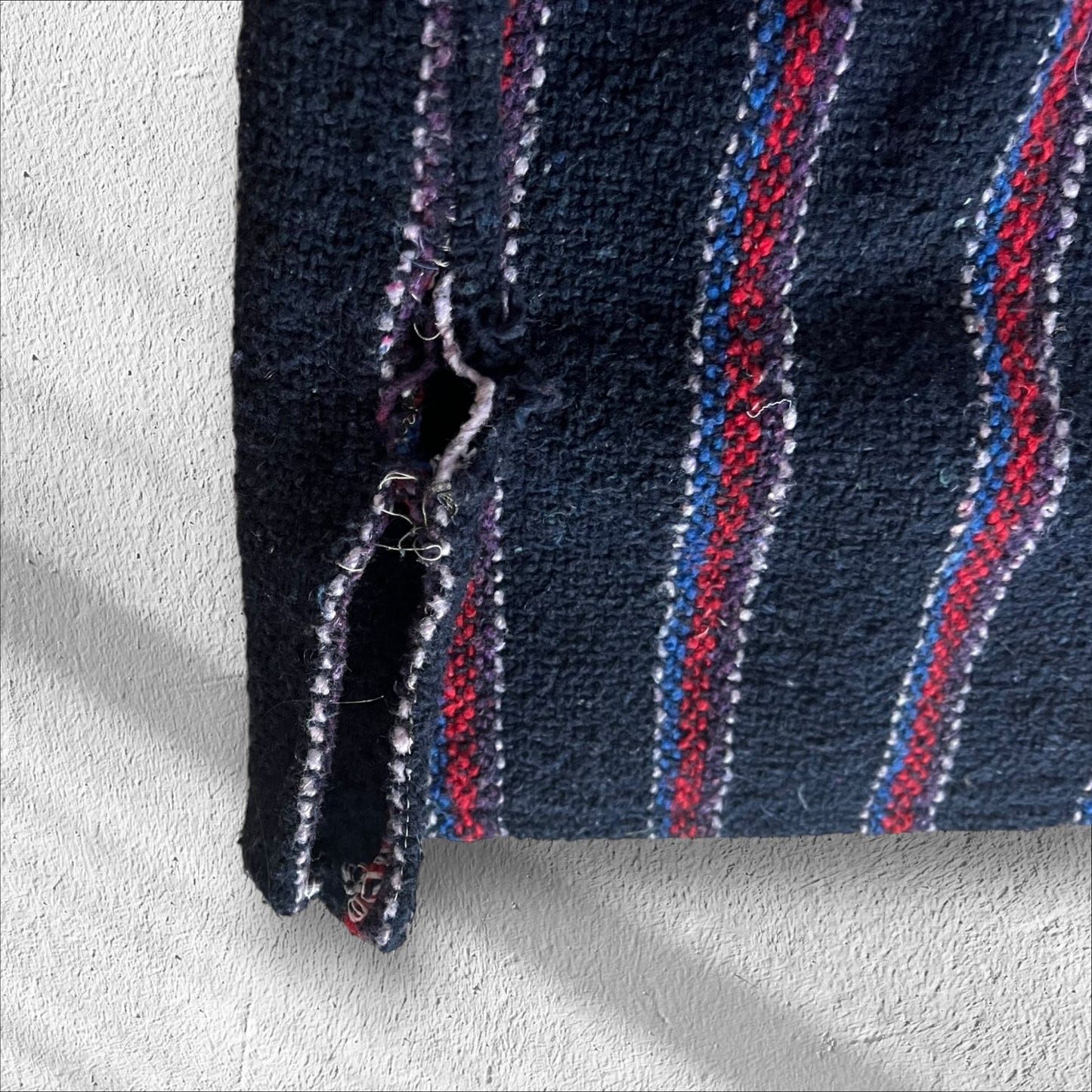 Vintage Mexican Baja Striped Drug Rug Hoodie - Navy & Red - Size Large