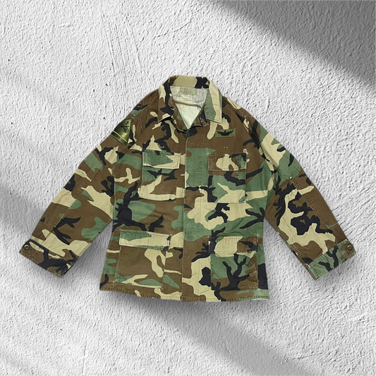 Vintage 80s U.S. Army Woodland Camo Utility Field Jacket BDU Ripstop Ironsides Patch
