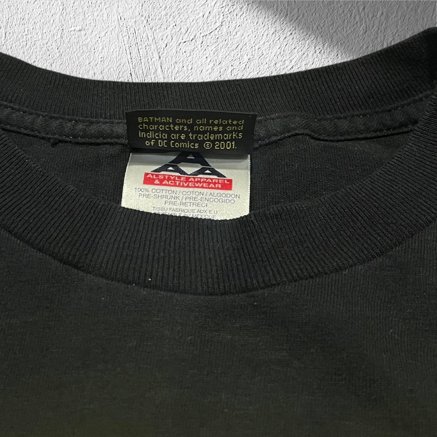 Vintage 2001 Batman Classic Logo T-Shirt Large