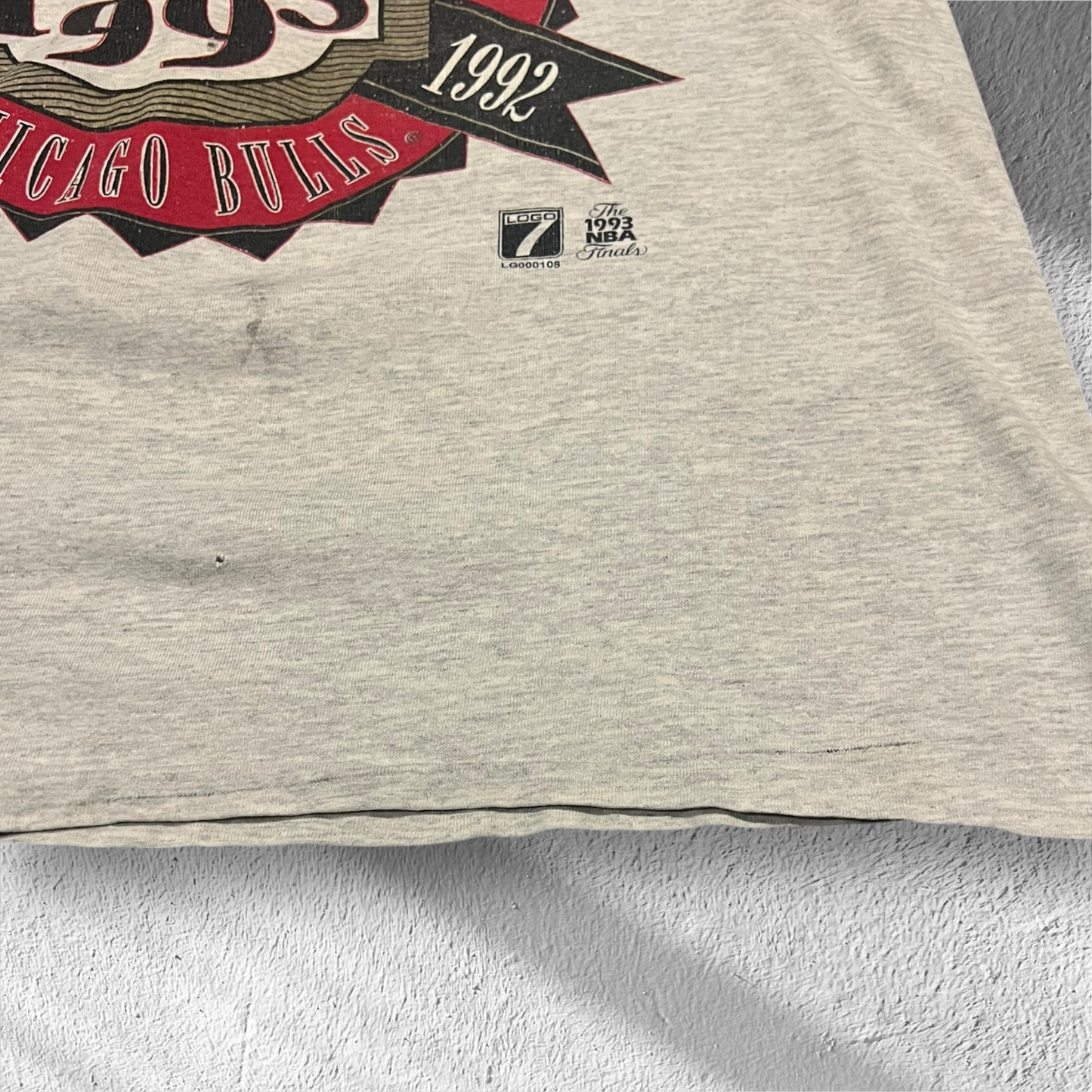 Vintage 1993 Chicago Bulls 3‑Peat NBA Champions T‑Shirt – Men’s XL