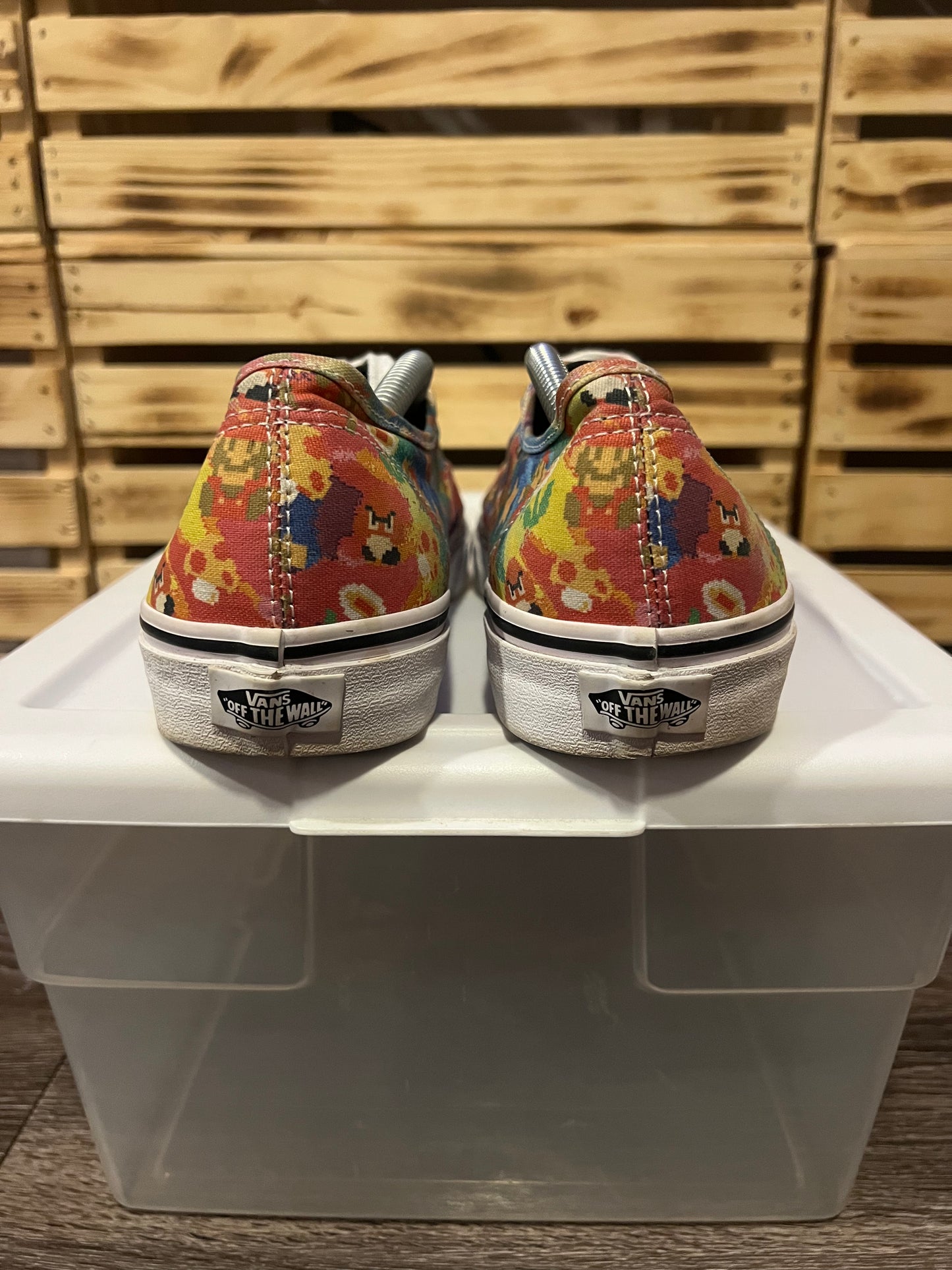 Vans x Nintendo Authentic 8-Bit Pixel Super Mario, Size 11