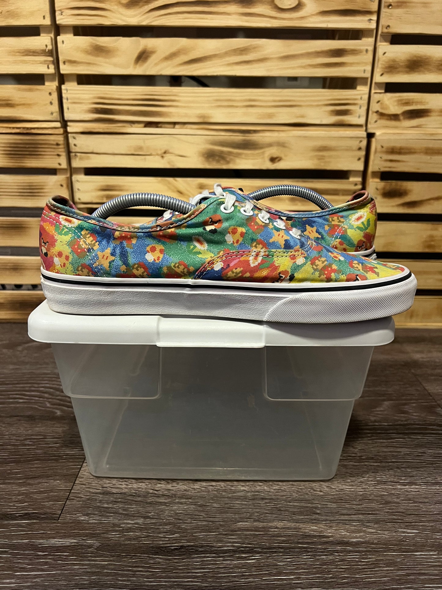 Vans x Nintendo Authentic 8-Bit Pixel Super Mario, Size 11