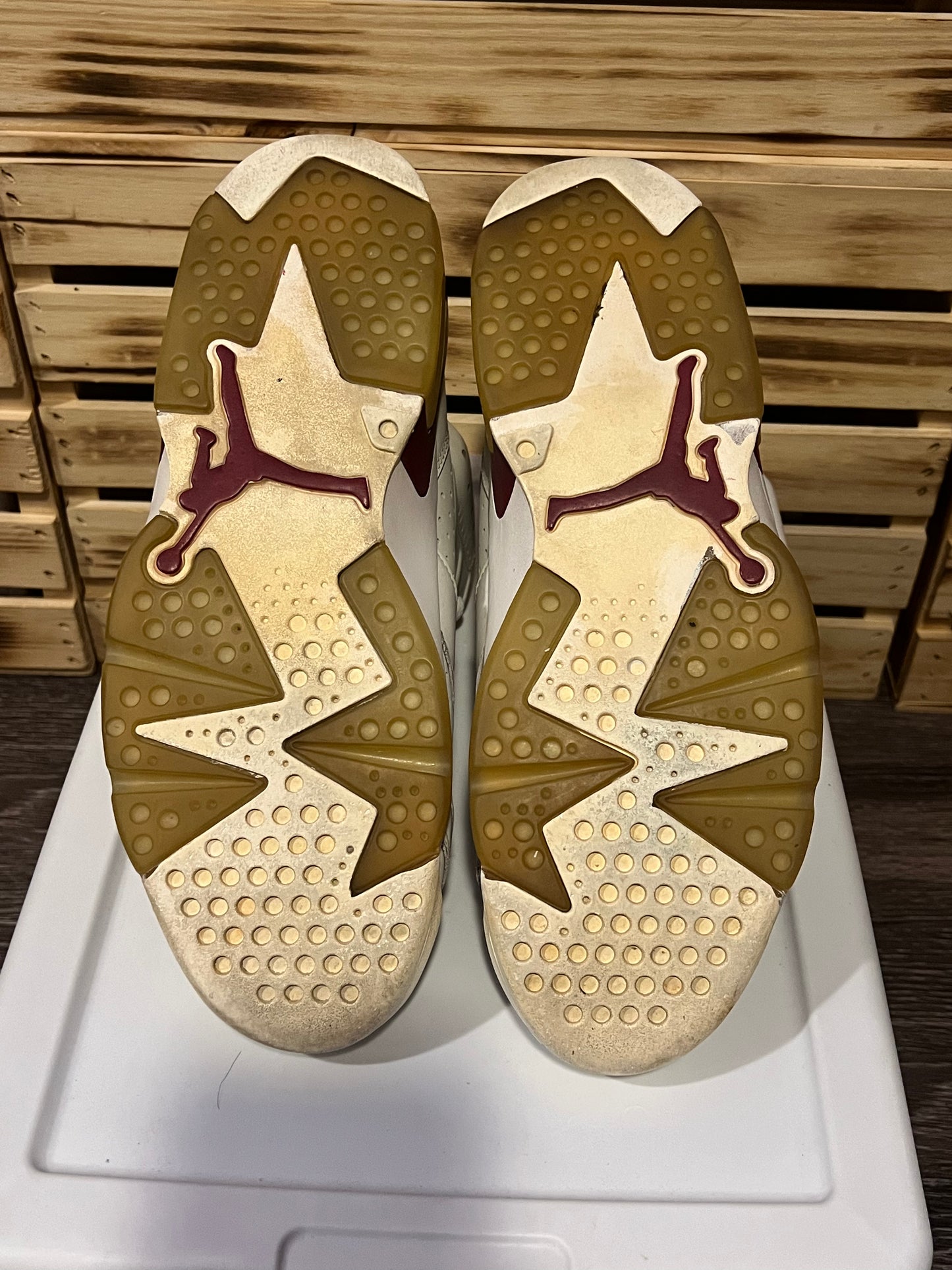 Air Jordan 6 Retro Maroon Size 11