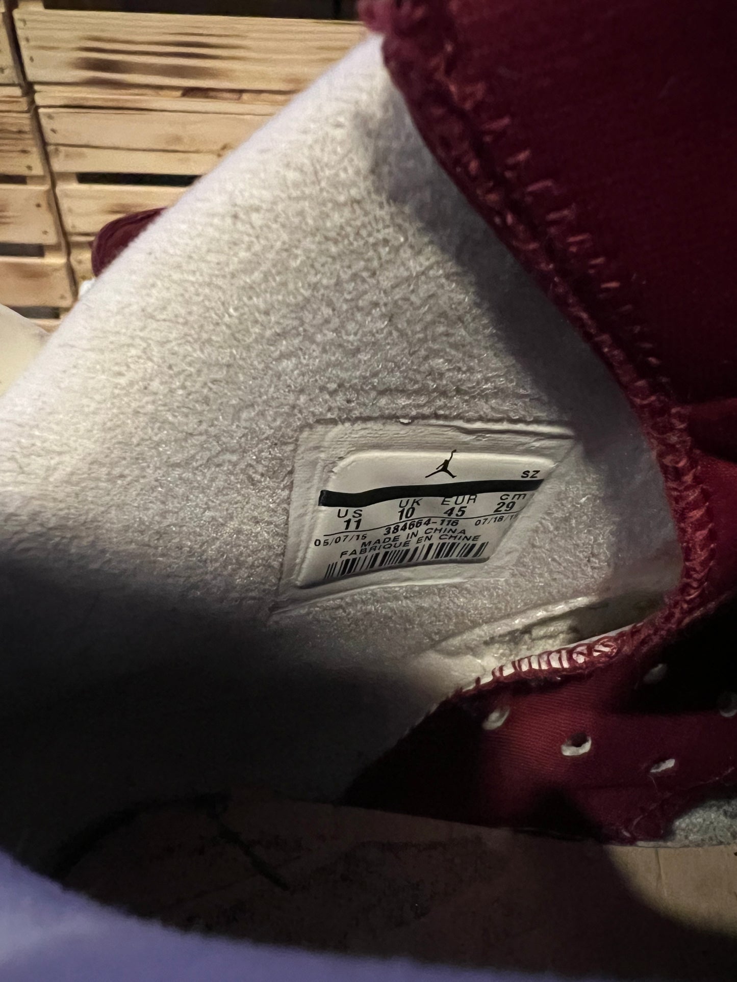Air Jordan 6 Retro Maroon Size 11