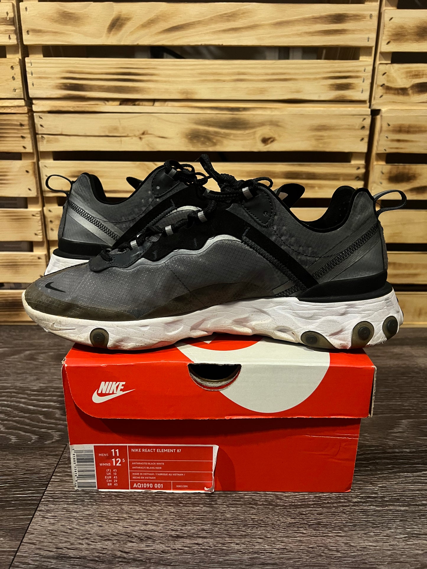 Nike React Element 87 Anthracite Black — Size 11