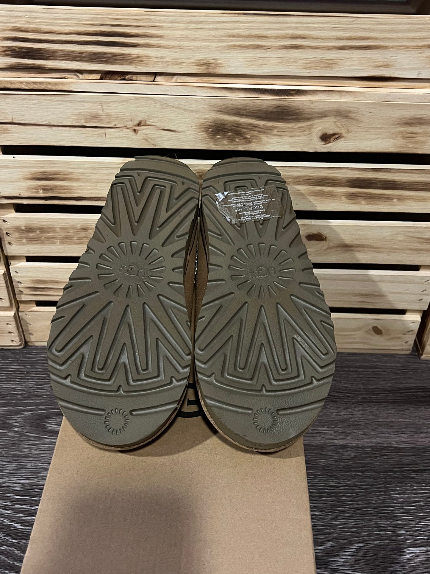 Ugg Tasman Chestnut | Women's Size 6